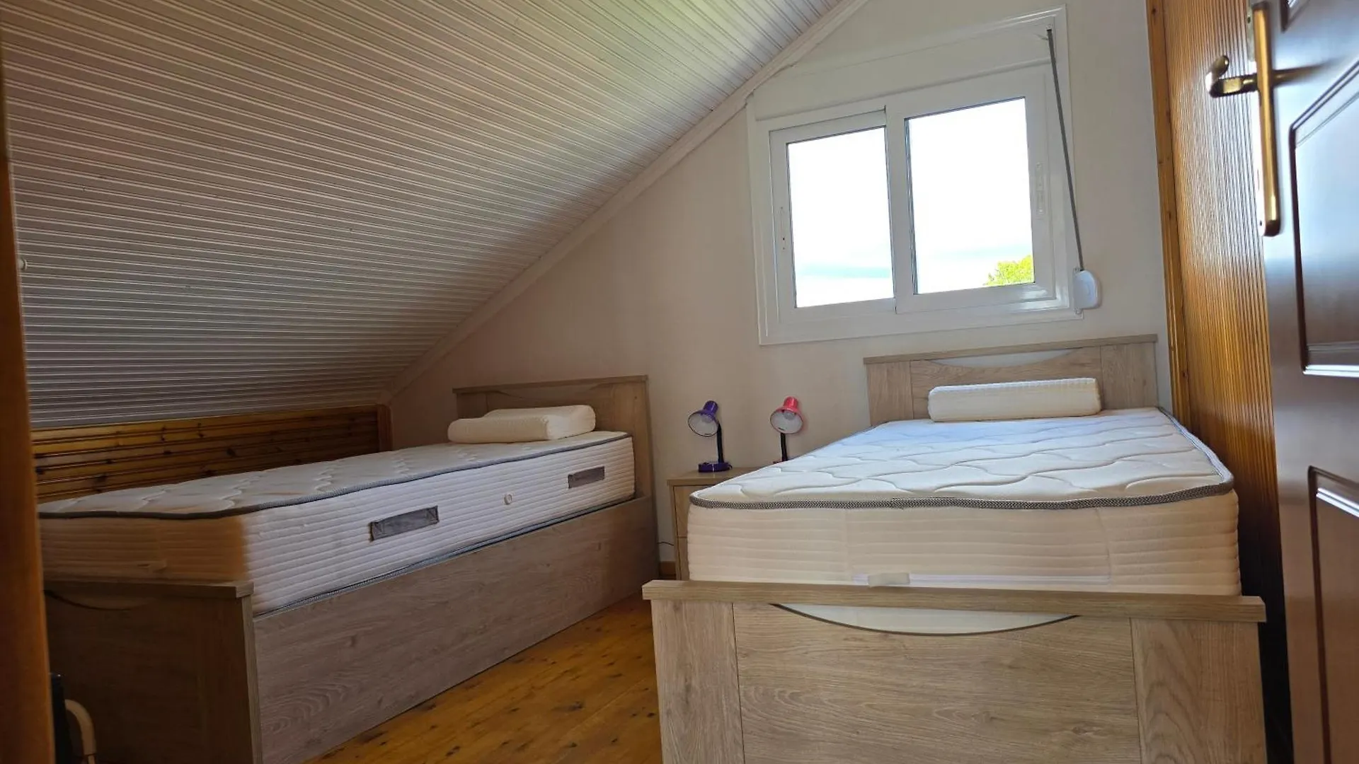 Athenas Vila Nea Plagia Feriehus